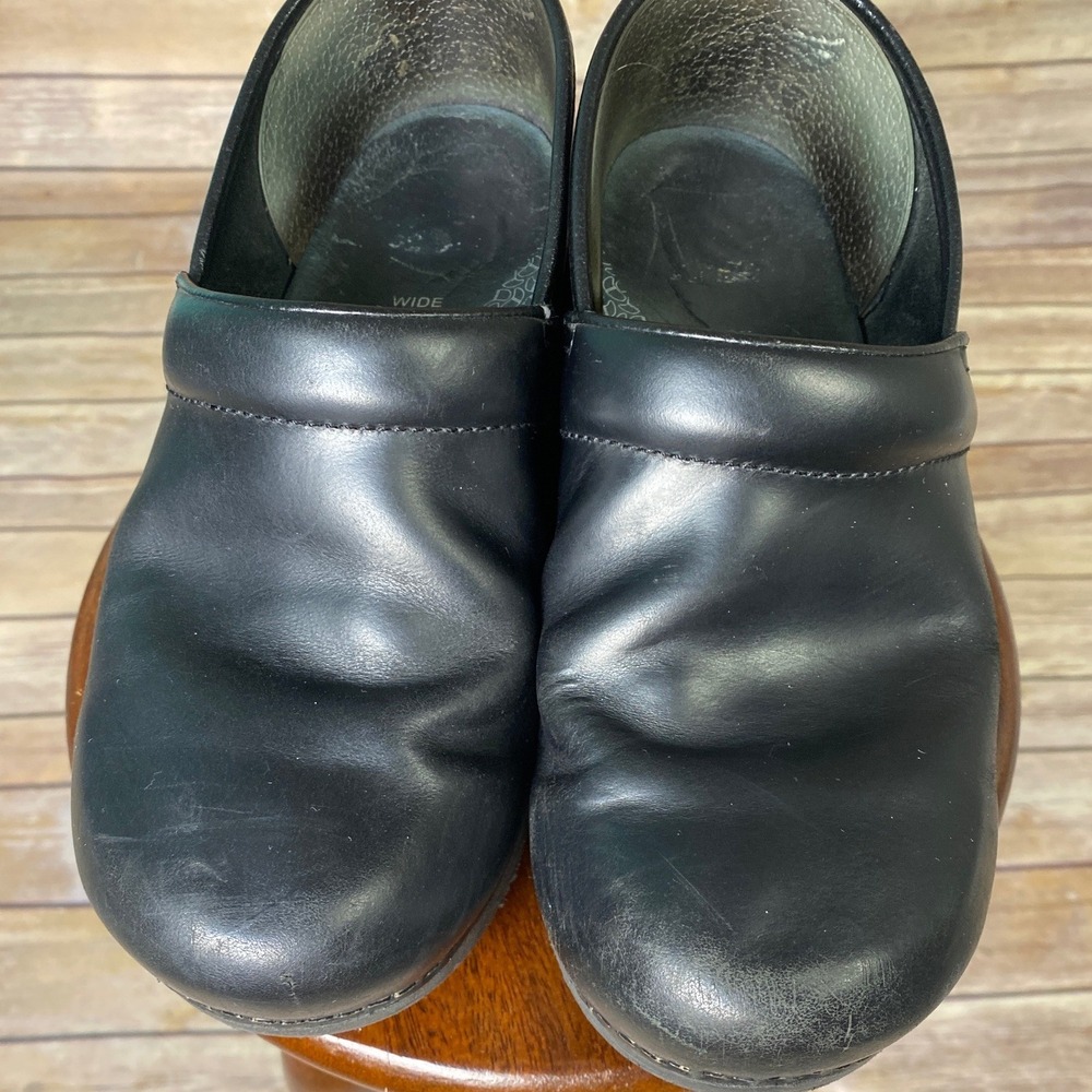 Dansko Women 9.5 Work Shoes Black Professional Clogs Leather Wide Slip On EU40